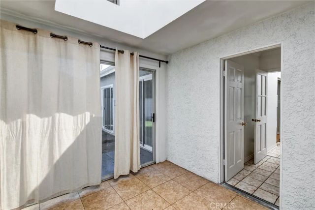 5251 124th West, Hawthorne, CA 90250
