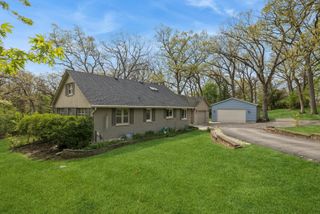 809 Ridgeland Street, Fox River Grove, IL 60021