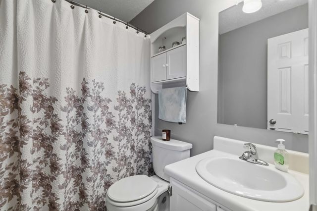 216 Eastridge Court, Cowpens, SC 29330