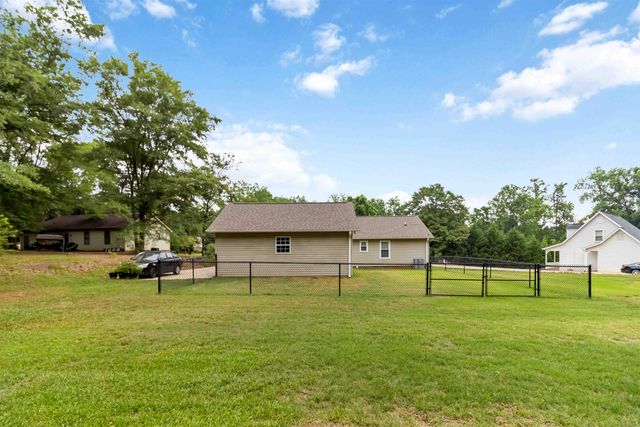 216 Eastridge Court, Cowpens, SC 29330