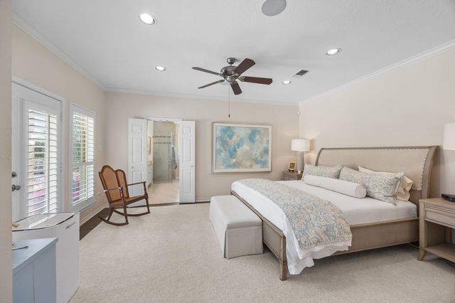 211 Golfview Drive, Richmond, TX 77469