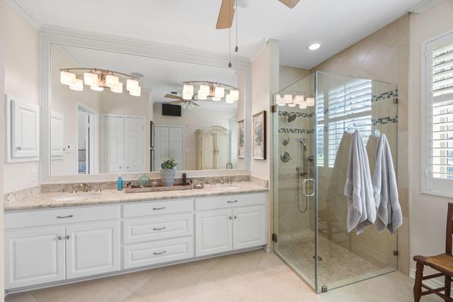 211 Golfview Drive, Richmond, TX 77469