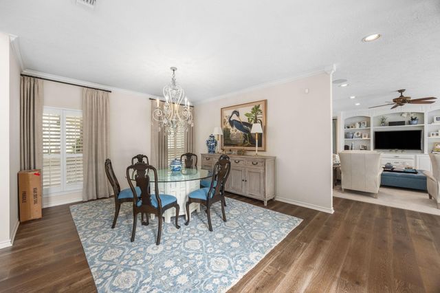 211 Golfview Drive, Richmond, TX 77469