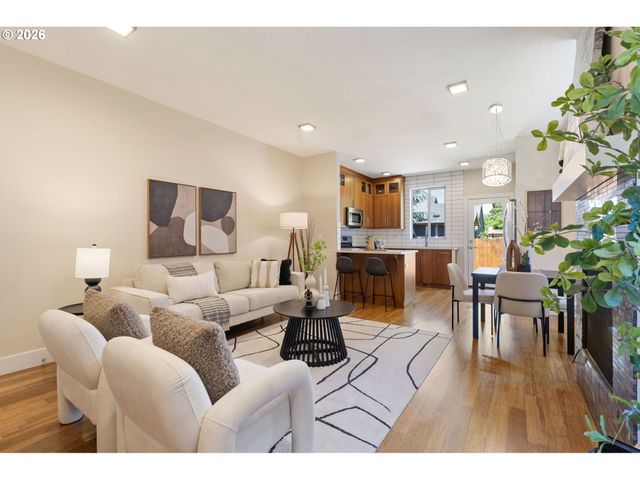 8315 Se BUSH St, Portland, OR 97266