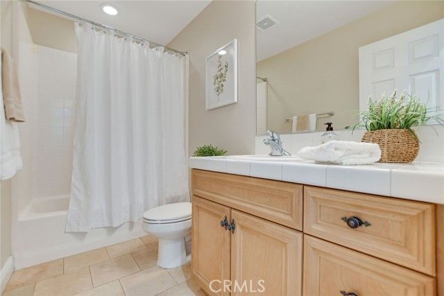 1238 Leggio Lane, Upland, CA 91784