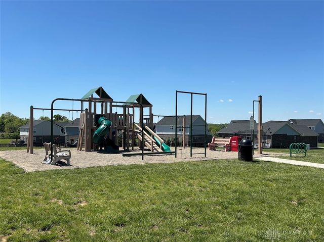 214 Scarlet Oak Drive, Monroe, OH 45050