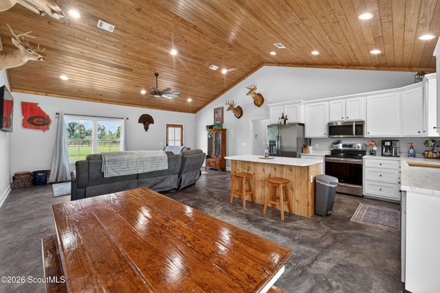 1351 Oberry Road, Waycross, GA 31503