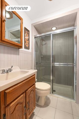 11 TEMPLE Court, New York City, NY 11218
