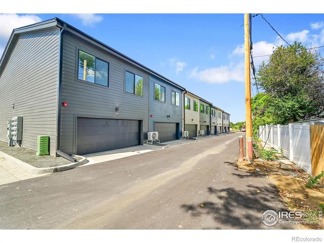 783 E County Line Road, Erie, CO 80516