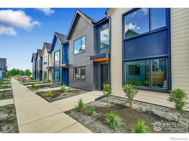 783 E County Line Road, Erie, CO 80516