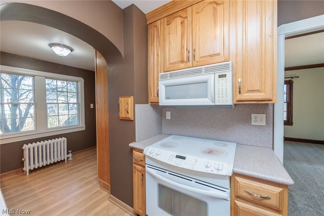 3464 Tuttle Avenue, Cleveland, OH 44111