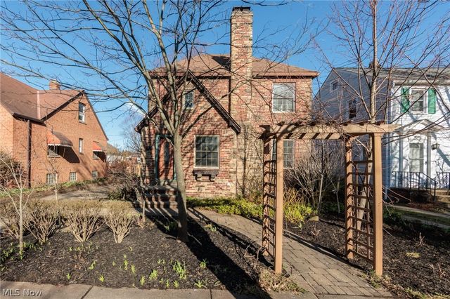 3464 Tuttle Avenue, Cleveland, OH 44111