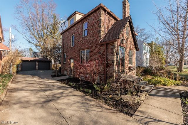 3464 Tuttle Avenue, Cleveland, OH 44111