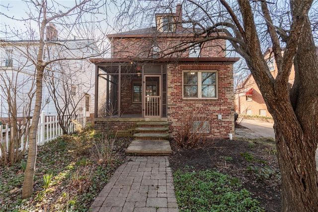 3464 Tuttle Avenue, Cleveland, OH 44111