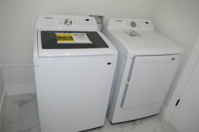 25th W 25th, Lehigh Acres, FL 33971