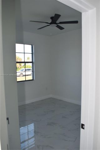 25th W 25th, Lehigh Acres, FL 33971