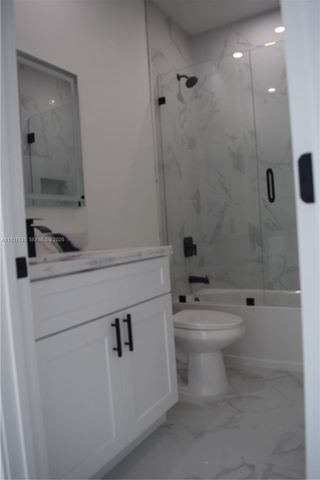 25th W 25th, Lehigh Acres, FL 33971