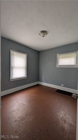 4015 E 142nd Street, Cleveland, OH 44128