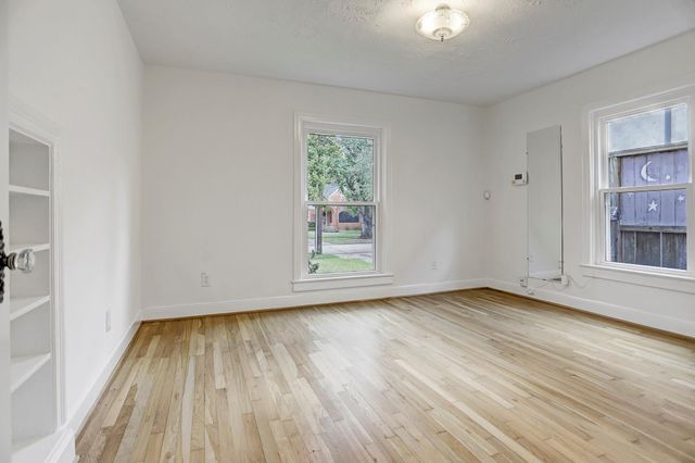 3919 Amherst Street, West University Place, TX 77005