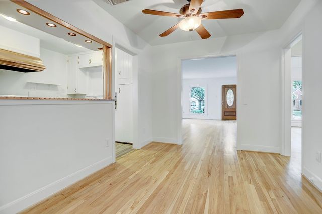 3919 Amherst Street, West University Place, TX 77005
