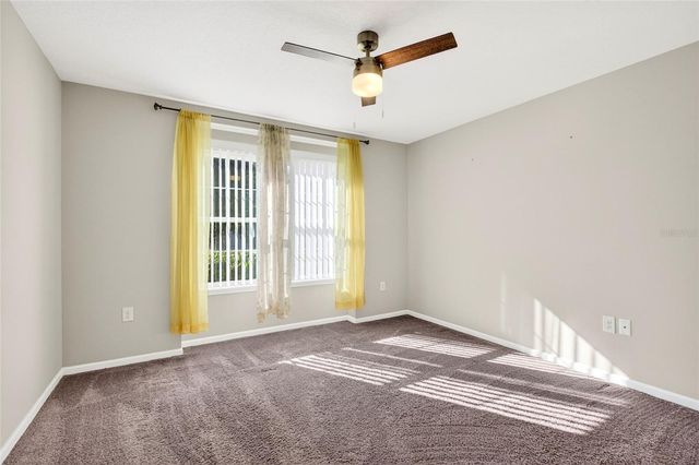 138 S HUMMINGBIRD PLACE, Palm Coast, FL 32164