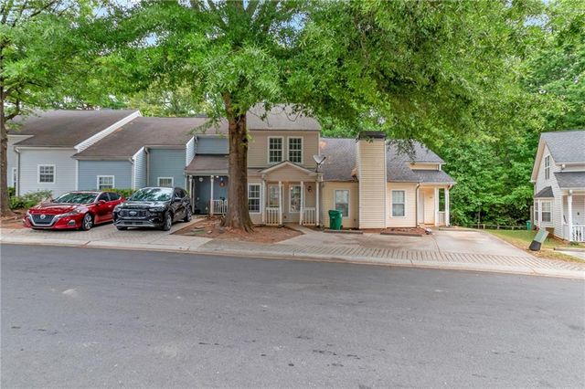 6488 Wellington Chase Court, Lithonia, GA 30058