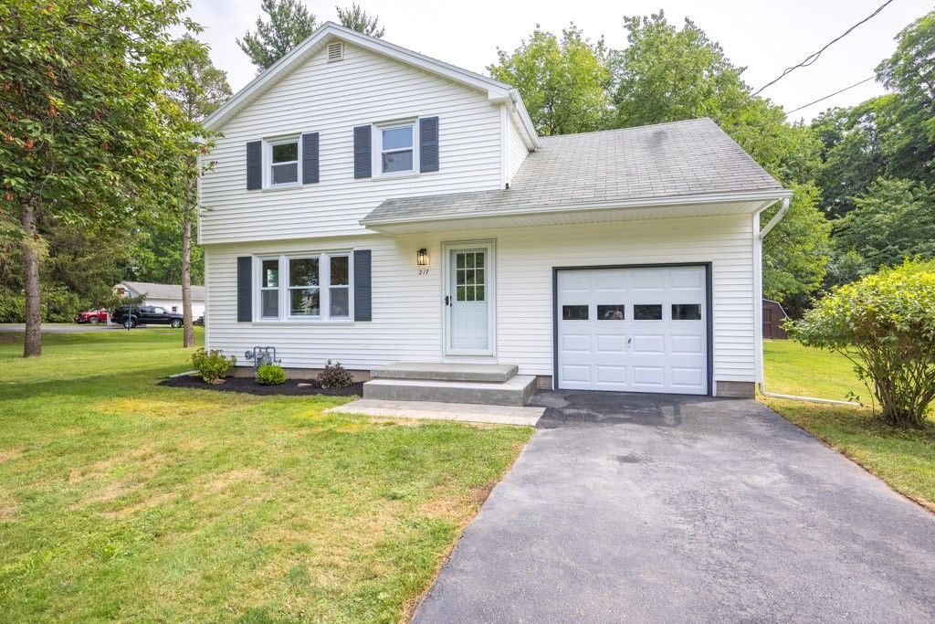 217 Mill Road, Greece, NY 14626