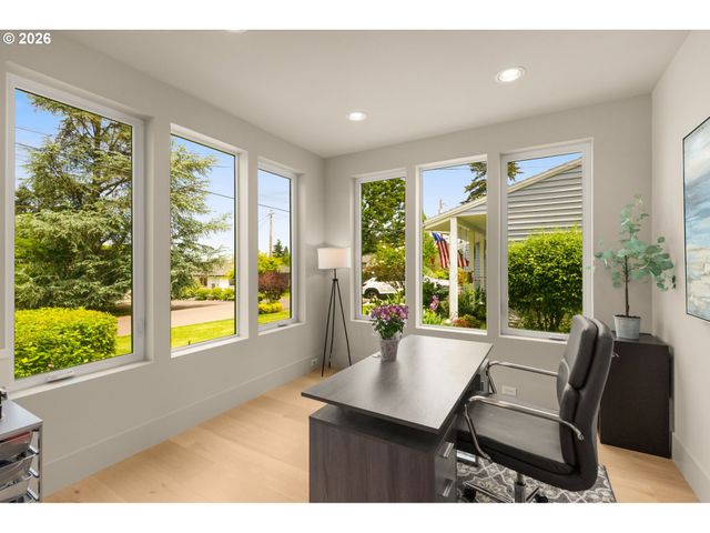 1108 SPRUCE St, Lake Oswego, OR 97034