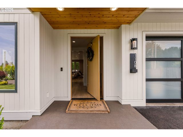 1108 SPRUCE St, Lake Oswego, OR 97034