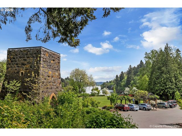 1108 SPRUCE St, Lake Oswego, OR 97034
