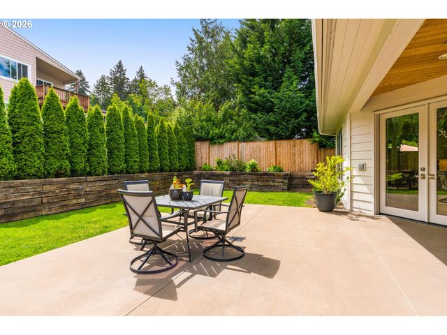 1108 SPRUCE St, Lake Oswego, OR 97034