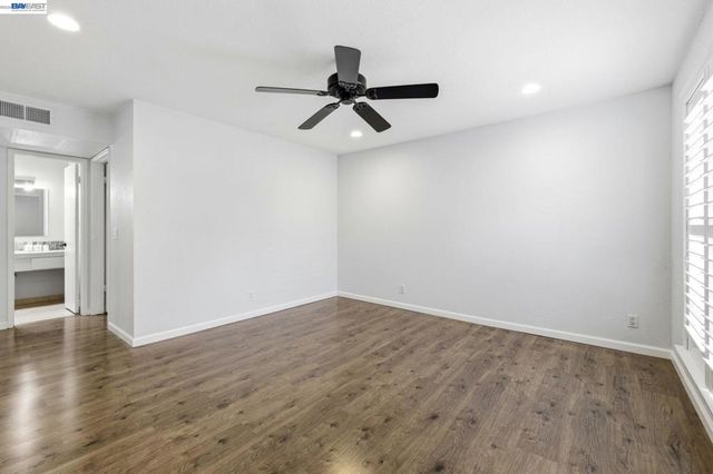 300 N Civic Drive 402, Walnut Creek, CA 94596