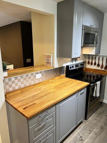 300 N Civic Drive 402, Walnut Creek, CA 94596