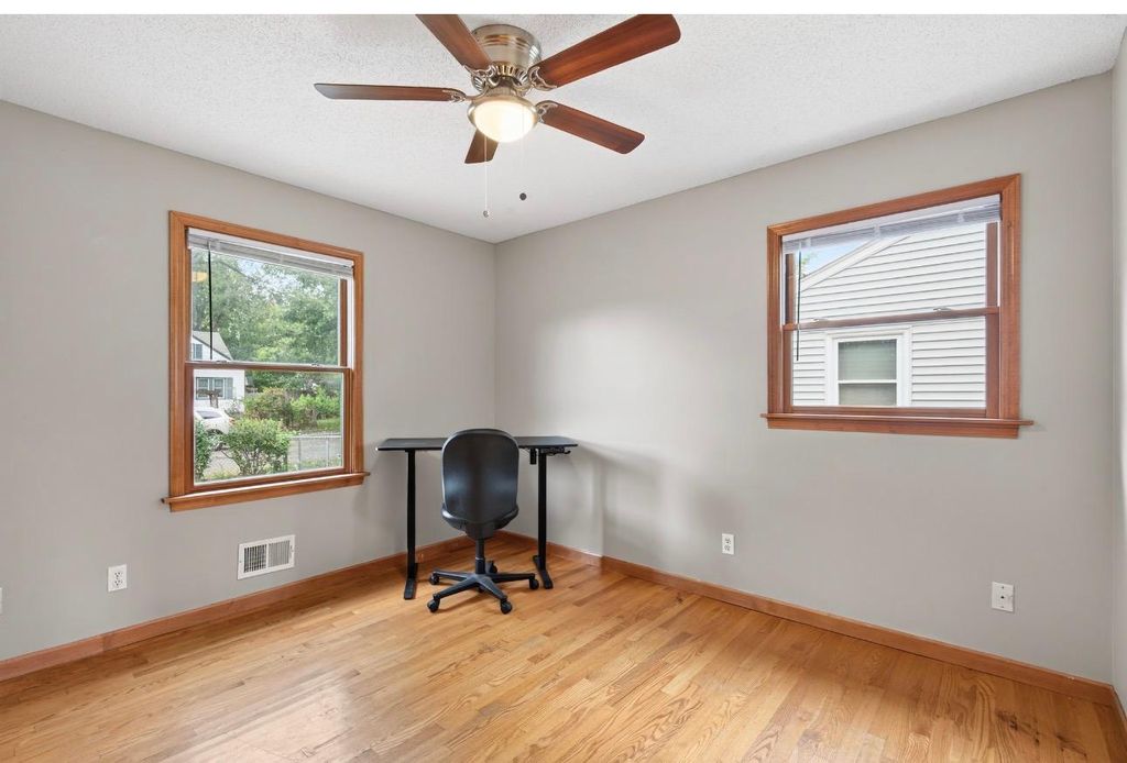 4900 Thomas Avenue N, Minneapolis, MN 55430 — photo 3
