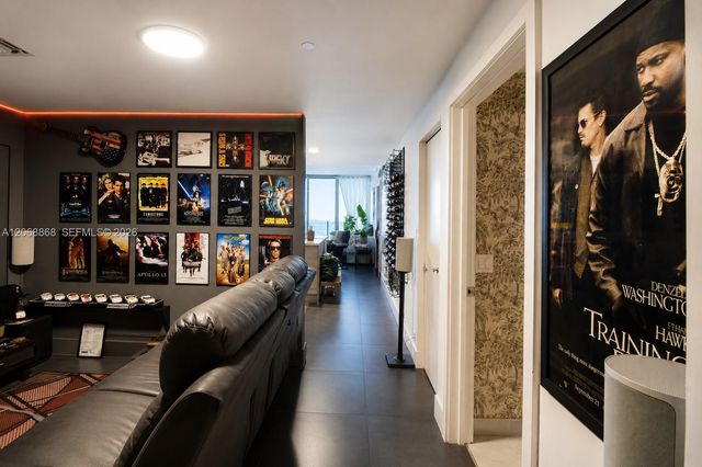 16385 Biscayne Boulevard 1920, North Miami Beach, FL 33160