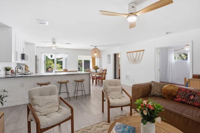 4461 NE 15th Avenue, Oakland Park, FL 33334