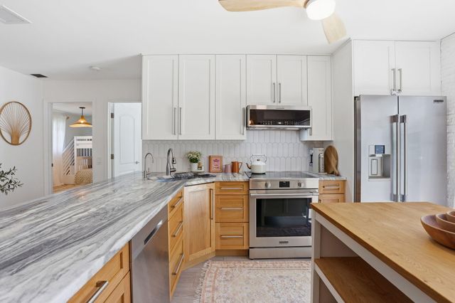 4461 NE 15th Avenue, Oakland Park, FL 33334