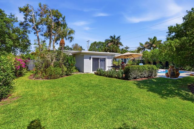 4461 NE 15th Avenue, Oakland Park, FL 33334