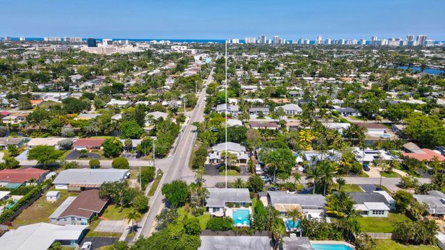 4461 NE 15th Avenue, Oakland Park, FL 33334