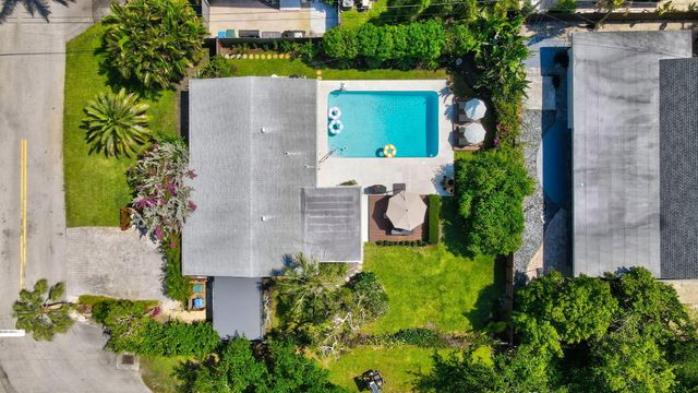 4461 NE 15th Avenue, Oakland Park, FL 33334