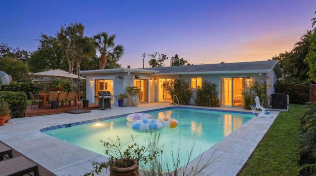 4461 NE 15th Avenue, Oakland Park, FL 33334