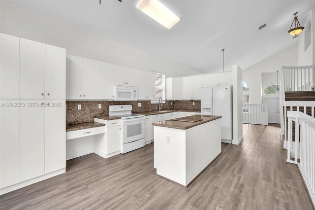 15961 NW 14th Rd 0, Pembroke Pines, FL 33028