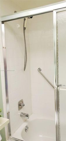 10300 NW 30th Ct 302, Sunrise, FL 33322