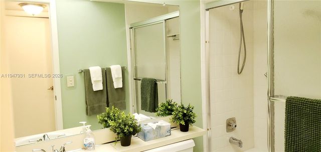 10300 NW 30th Ct 302, Sunrise, FL 33322