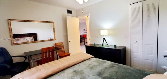 10300 NW 30th Ct 302, Sunrise, FL 33322