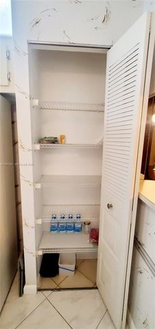 10300 NW 30th Ct 302, Sunrise, FL 33322