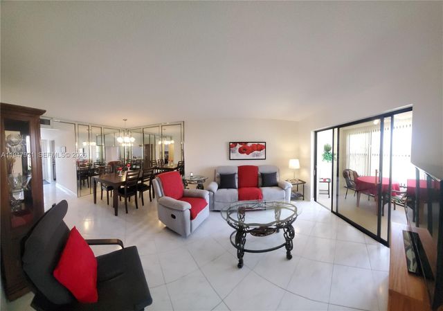 10300 NW 30th Ct 302, Sunrise, FL 33322