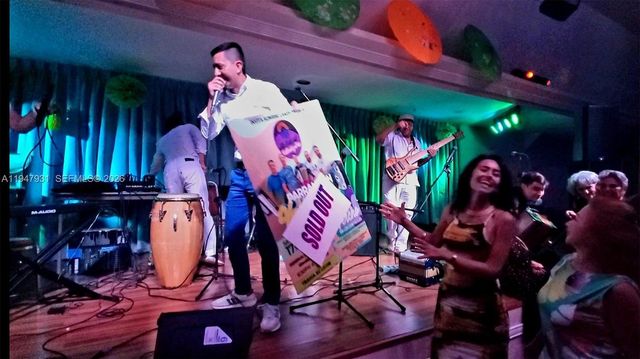 10300 NW 30th Ct 302, Sunrise, FL 33322