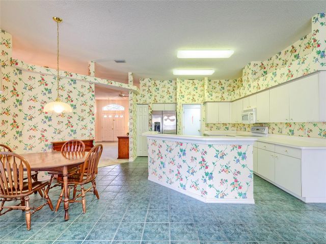 11228 WINDRUSH CIRCLE, Hudson, FL 34667