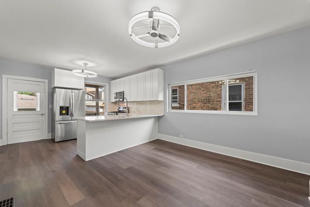 5827 S Spaulding Avenue, Chicago, IL 60629